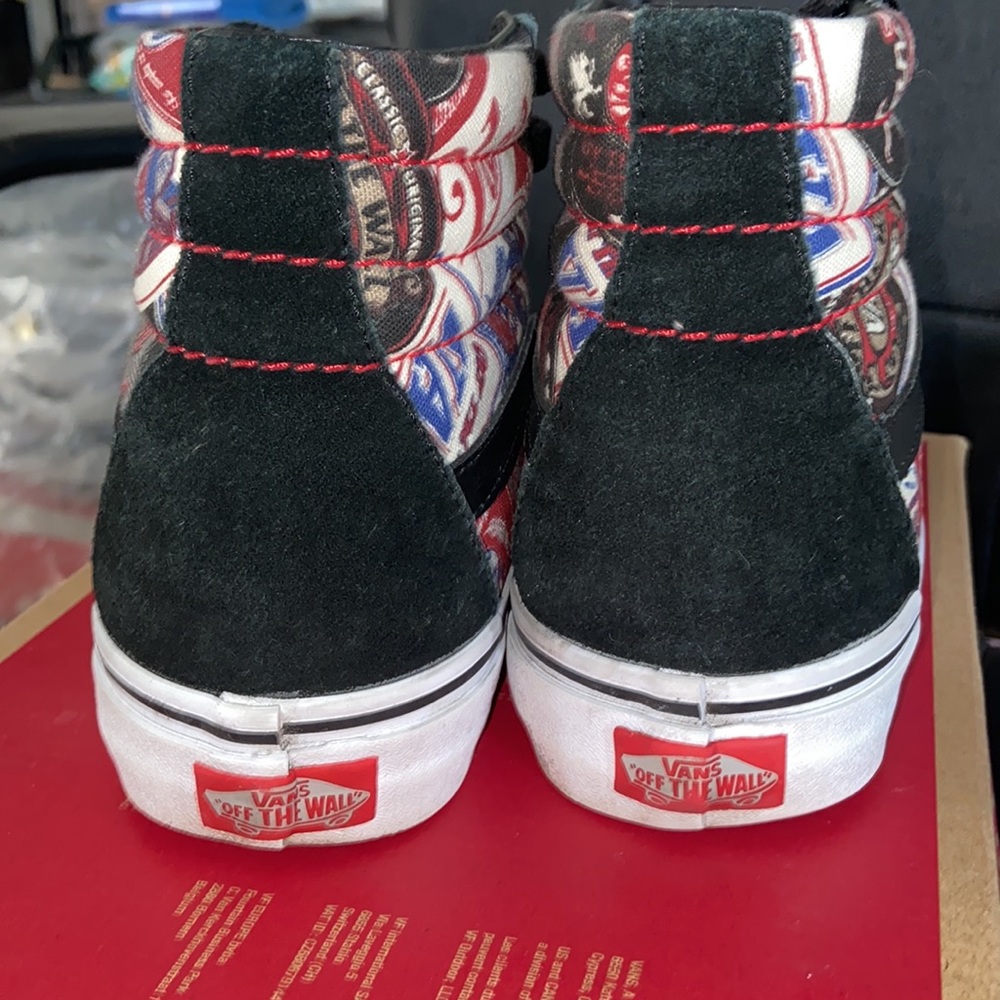 Vans - Picture 4 of 4